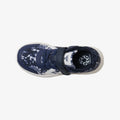 Topbillede af Hummel ACTUS sneakers, der viser snørebånd og design.